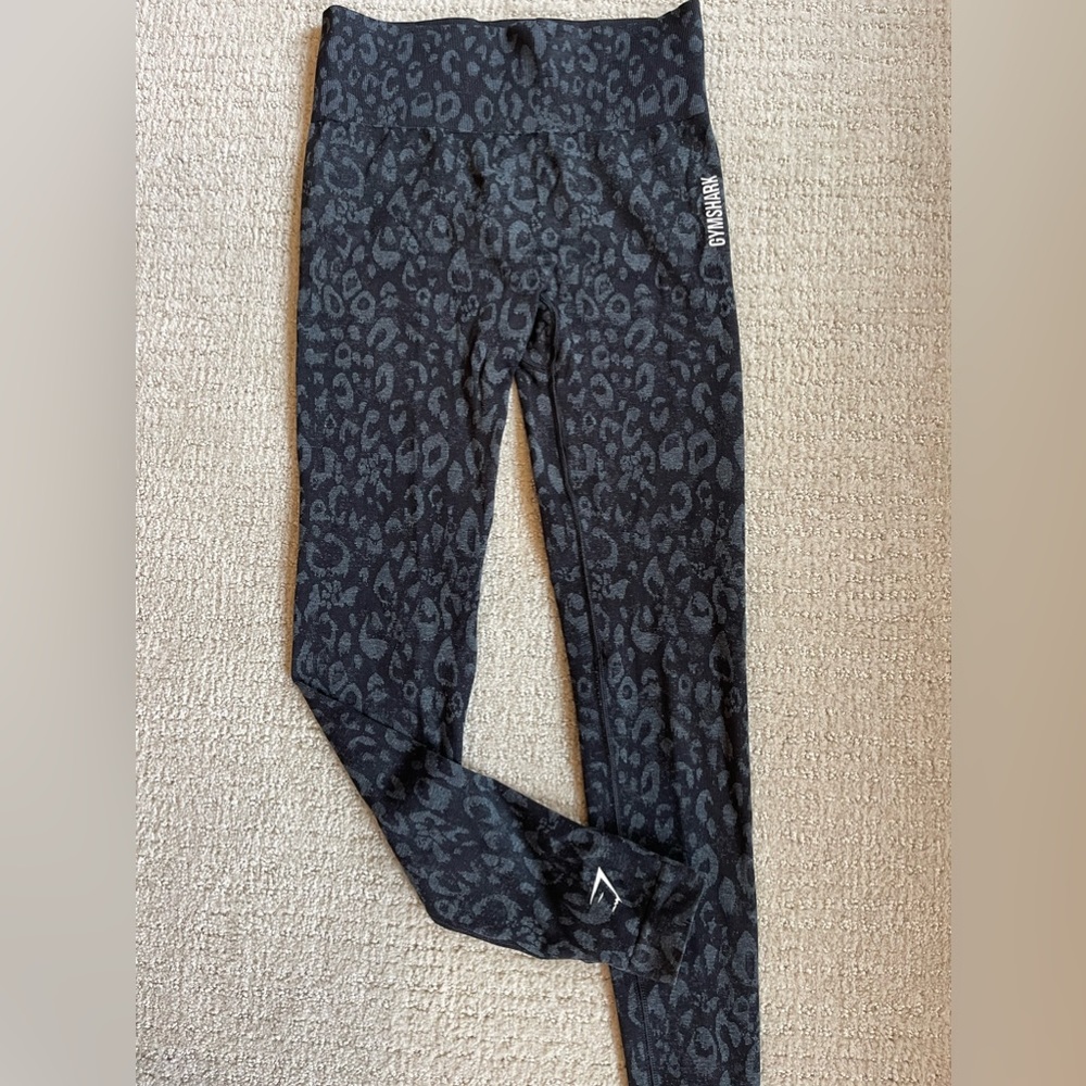 GymShark Leggings black camo
